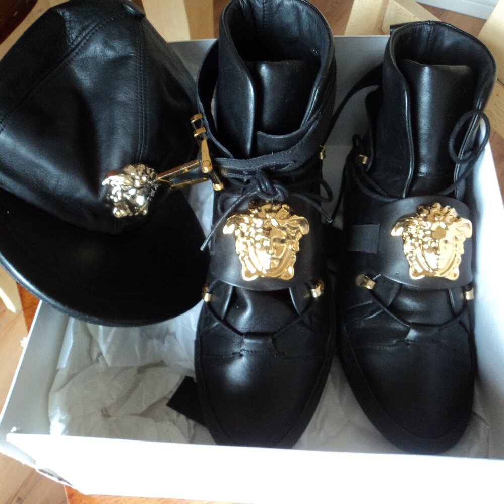 Black Versace size  US 8.5